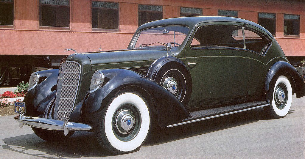 LINCOLN K serie de 1939 munie d’un châssis séparé, les carrossiers pouvaient exprimer tous leurs talents.
