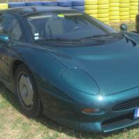 jaguar xj220
