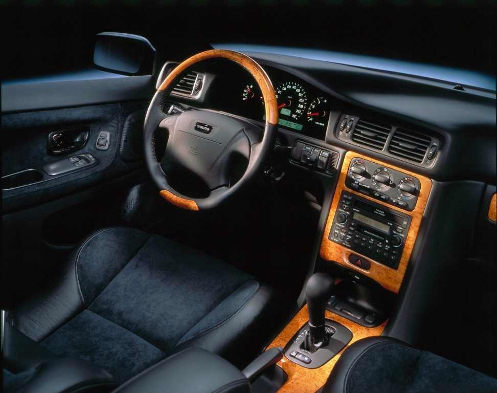 VOLVO C70 interieur