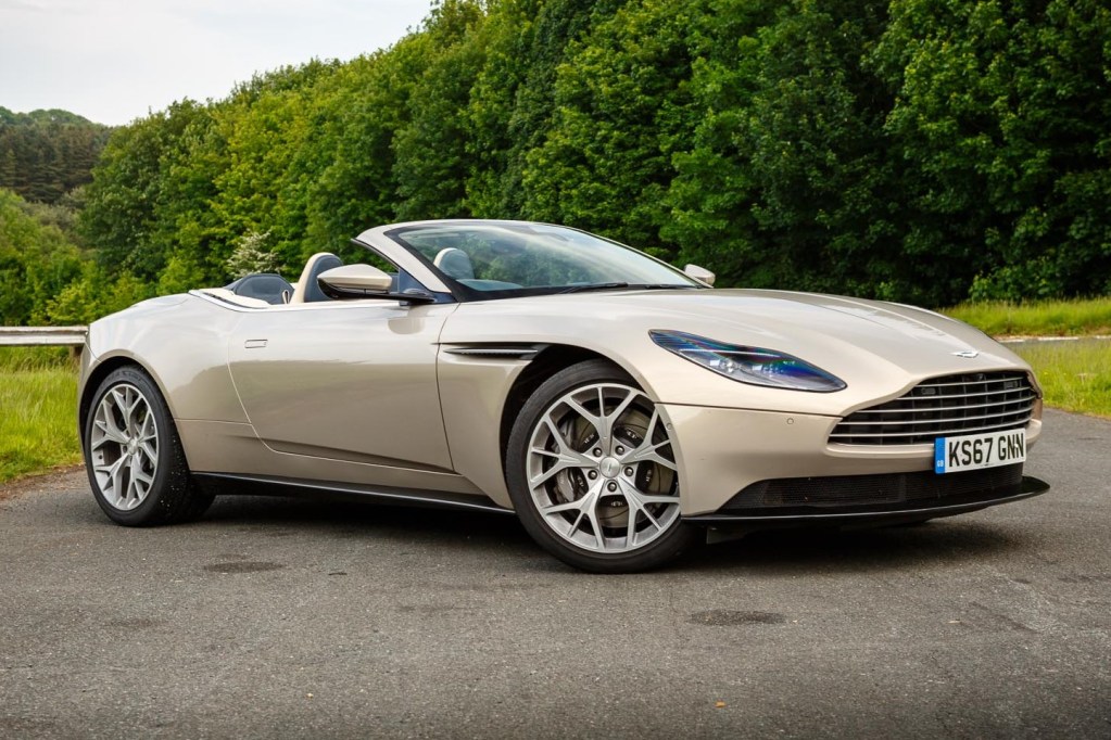 Aston Martin DB11 Volante