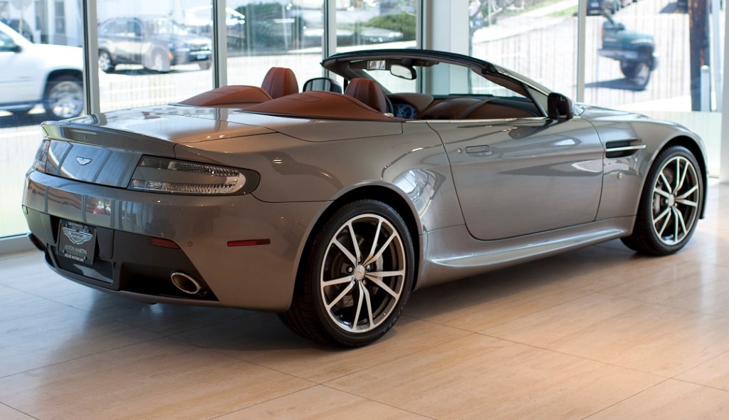 Aston Martin Vantage V8 roadster