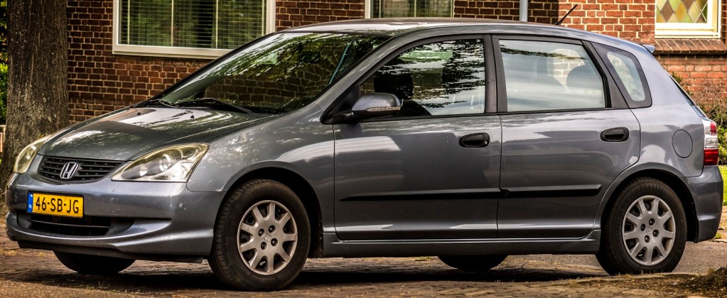 Honda Civic 5 door 7th generation