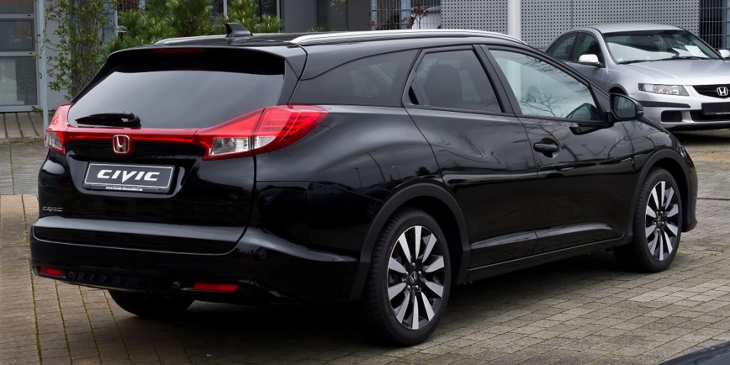 Honda Civic Tourer 9th generation