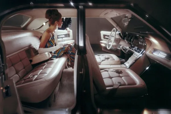 Thunderbird Landau 4 door interior