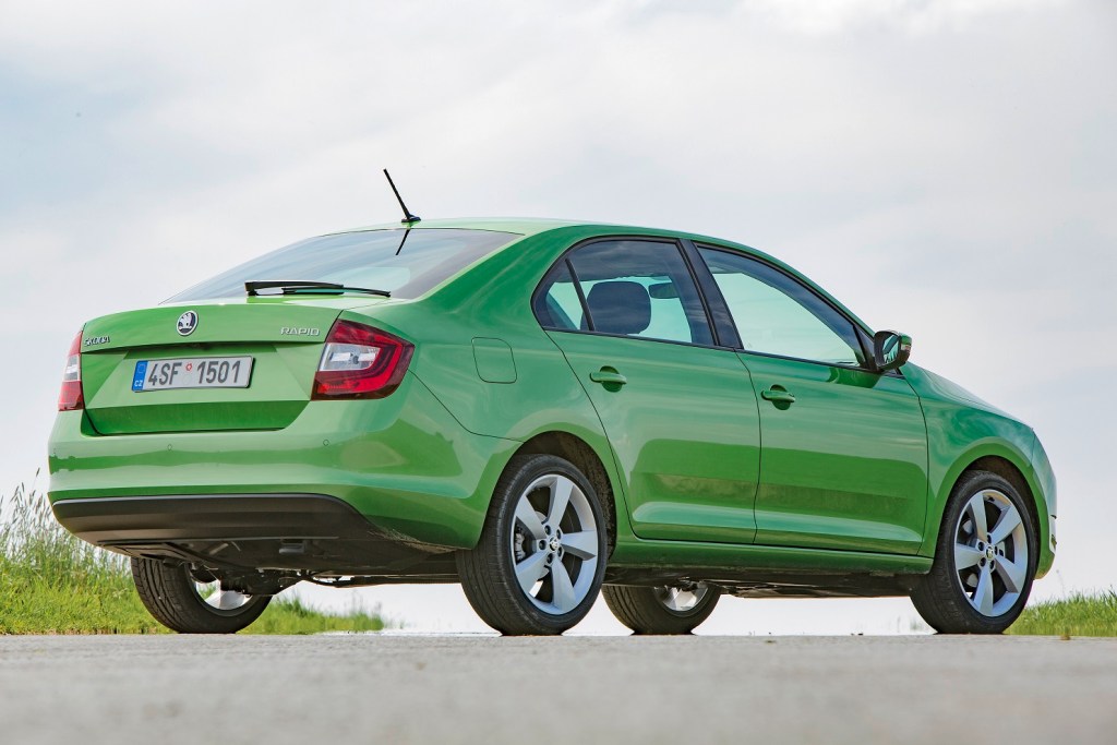 Skoda Rapid liftback
