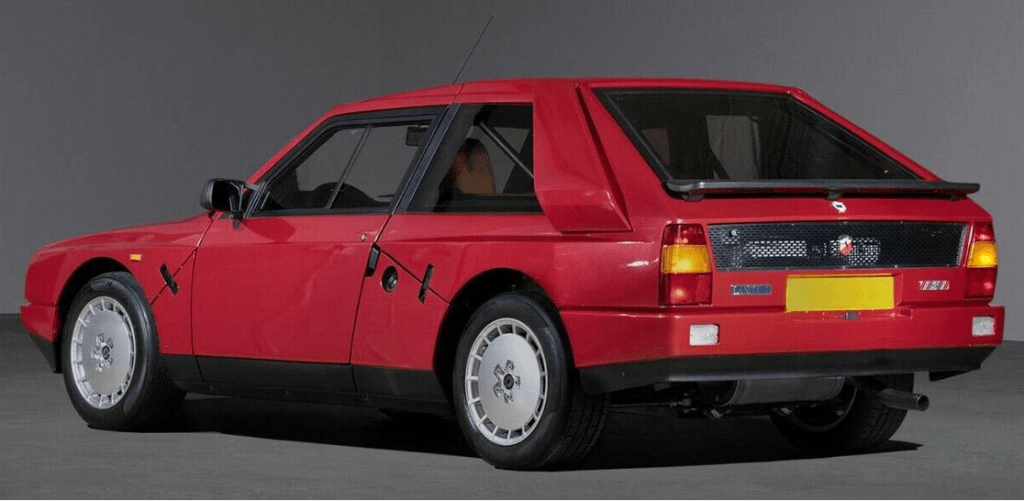 Lancia Delta S4 Stradale 3