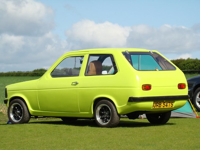 Reliant Kitten