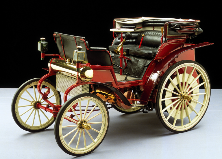 Daimler Phoenix Riemenwagen