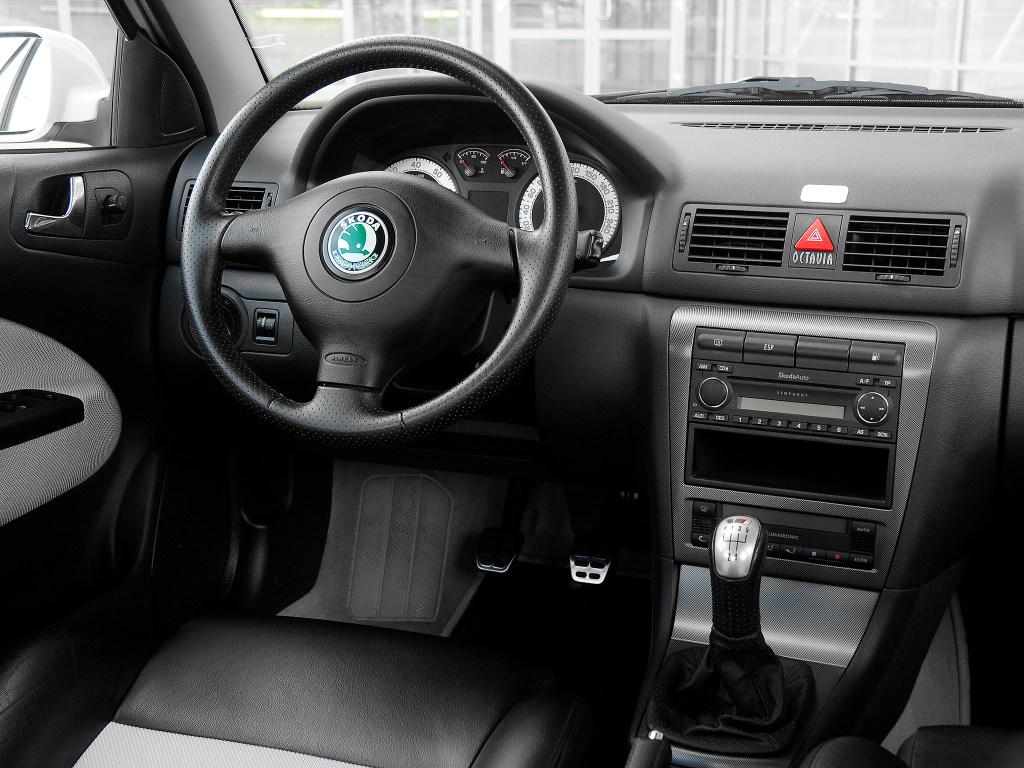 skoda octavia rs wrc edition 7