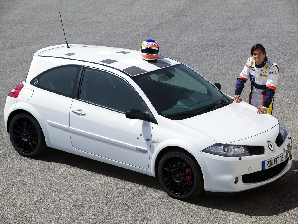 renault megane rs f1 team r26 nelson piquet jr